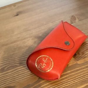 Rayban Case in red